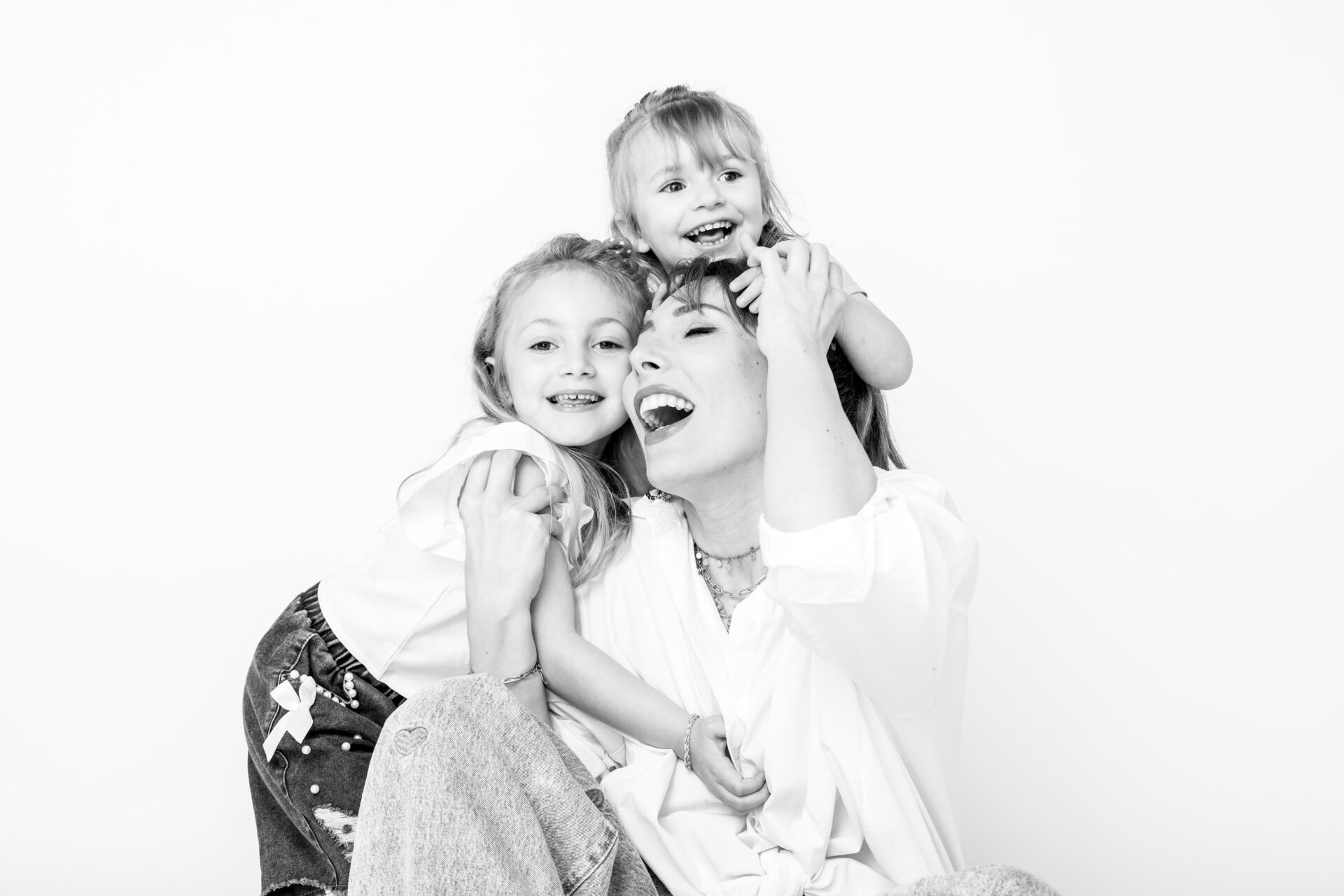 photo en studio à Montpellier, photo en duo/couple, famille. Photos en amoureux. Montpellier, Nimes, Lunel, Vauvert, Calvisson, Mus, Aubais, Aimargues